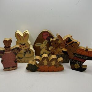 Hand Painted Wooden Home Decor - 4‎ Easter, 1 Halloween, 1 Best Friends, 1 Bunny